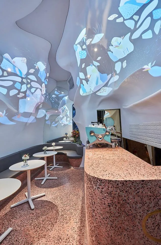BIM建筑|凝固的海水与游动的珊瑚——Blufish盈科店 / SODA建筑师事务所
