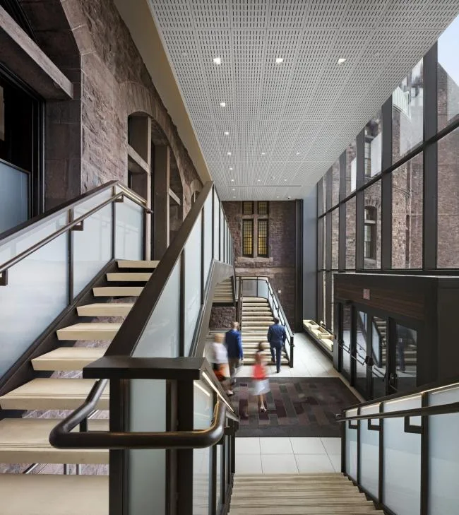 BIM建筑|致敬经典——岁月风化的汗青陈迹：亨利酒店 / Deborah Berke Partners