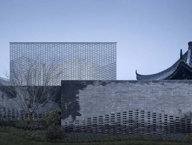 BIM建筑|青石古镇，缕缕乡愁：枫桥经验摆设馆 / 浙江年夜学建筑设计研讨院建筑九院