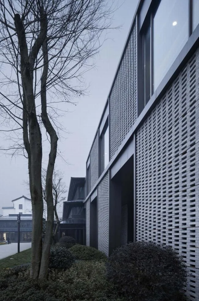 BIM建筑|青石古镇，缕缕乡愁：枫桥经验摆设馆 / 浙江年夜学建筑设计研讨院建筑九院