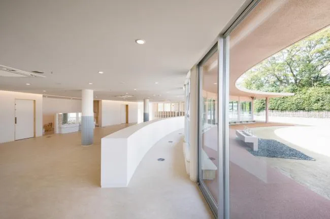 BIM建筑|山形围绕，活动的河道：日本 Subaru 幼儿园 / RFA+CFA