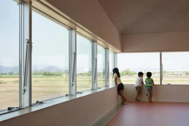 BIM建筑|山形围绕，活动的河道：日本 Subaru 幼儿园 / RFA+CFA