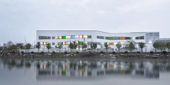 BIM建筑|南浔镇中间幼儿园新址扩建工程 / 浙江年夜学建筑设计研讨院有限公司