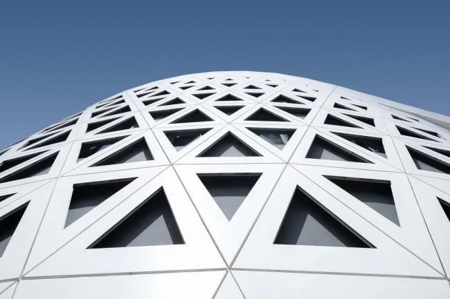 BIM建筑|天高海阔，如同年夜海上翻腾的白色巨浪：如东体育中间 / 同济年夜学建筑设计研讨院