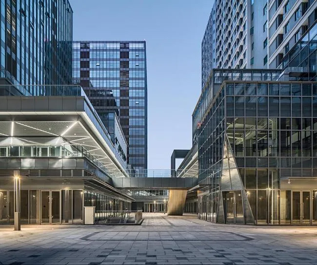 BIM建筑|活动的空间系统——成都昌鑫青羊万和中间 / 成执设计