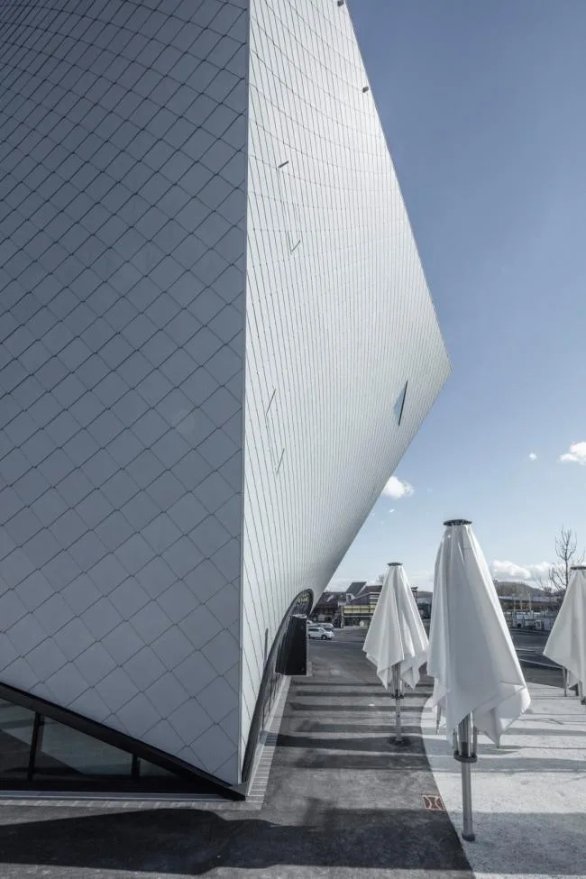 BIM建筑|风中芭蕾，奥地利州立美术馆 / Marte.Marte Architects