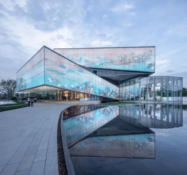 BIM建筑|走马看花，温润剔透：深圳世茂深港国际中间展现馆 / 水石设计