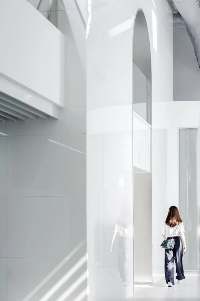 BIM建筑|上善若水，柔和纯净：腾盛博药全球研发中间 / QUCESS清石设计事务所