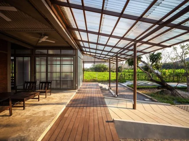 BIM建筑|村落静夜里的一盏路灯：Kaeng Krachan 藏书楼 / Junsekino architects and Design