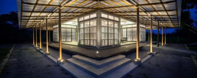 BIM建筑|村落静夜里的一盏路灯：Kaeng Krachan 藏书楼 / Junsekino architects and Design