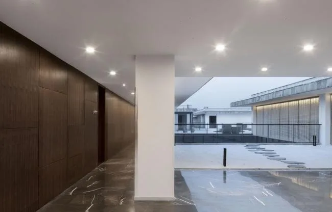 BIM建筑|舍得文化中间 / 很是建筑
