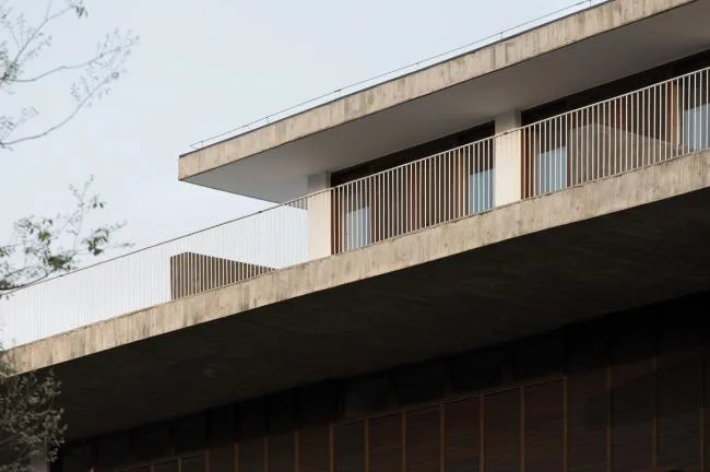 BIM建筑|舍得文化中间 / 很是建筑