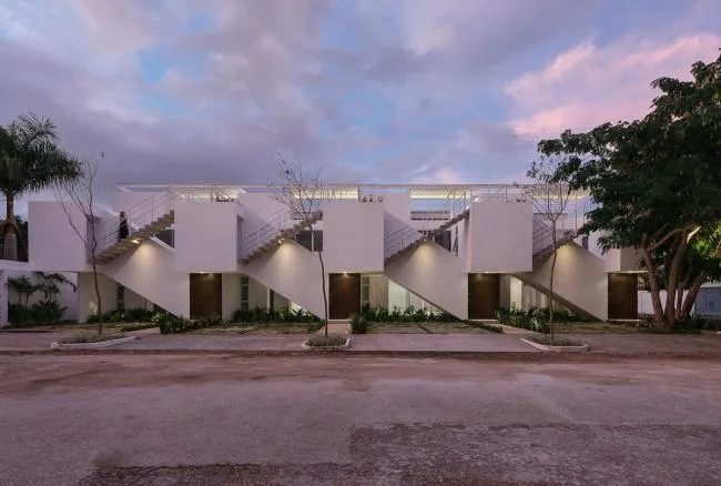 BIM建筑|索纳塔室第，应用楼梯打造交叉的公共及私家空间 / Arkham Projects