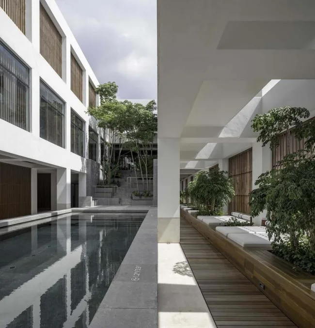 BIM建筑|吉隆坡阿丽拉孟沙酒店，内嵌的天井 / 如恩设计研讨室