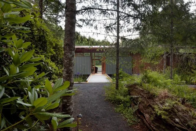 BIM建筑|与丛林共居——纽伯格私宅 / Cutler Anderson Architects