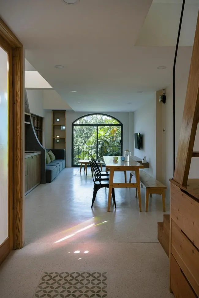 BIM建筑|空间嵌套，会呼吸的热带室第 / IZ Architects