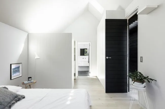 BIM建筑|口角几何修建成的儿童积木：双子顶别墅 / Benn & Penna Architecture