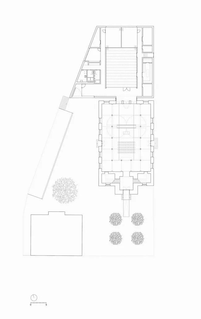 BIM建筑|稳重素净，重塑古典主义：德国科尔***教堂 / VON M