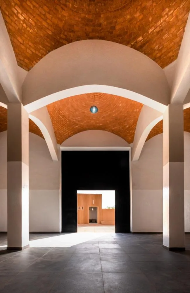 BIM建筑|HIKMA藏书楼：宗教与世俗完善联合的综合体 / atelier masōmī + studio chahar