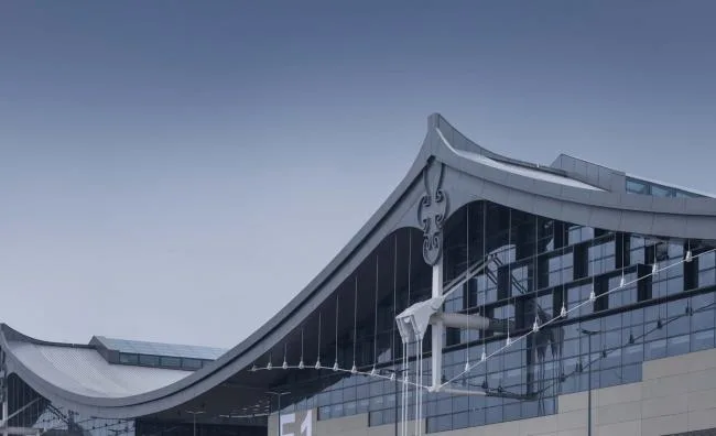 BIM建筑|石家庄国际会展中间，世界最年夜悬索构造展厅 / 清华年夜学建筑设计研讨院