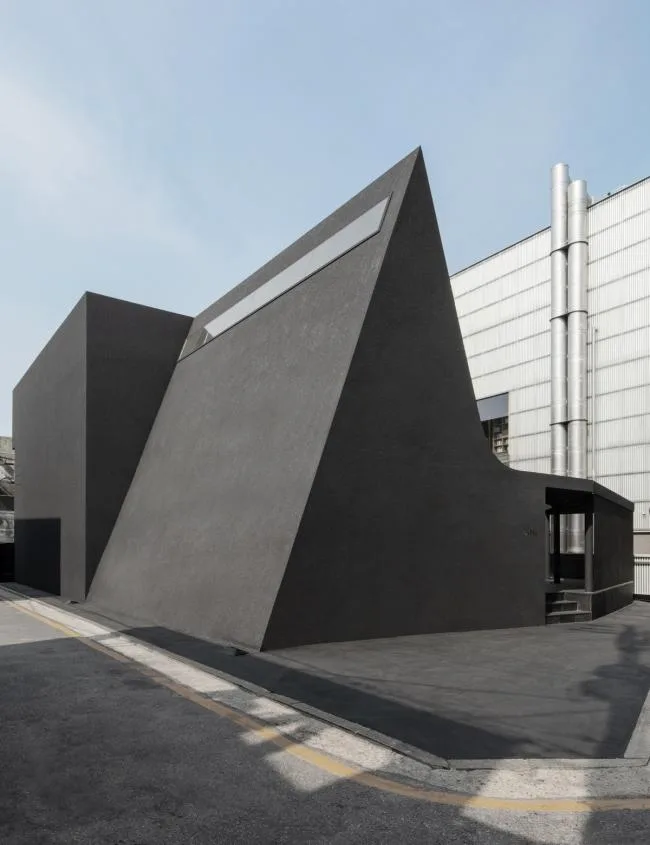 BIM建筑|灵活几何，如宇宙暗物资般神秘：Juun.J 旗舰店 / WGNB