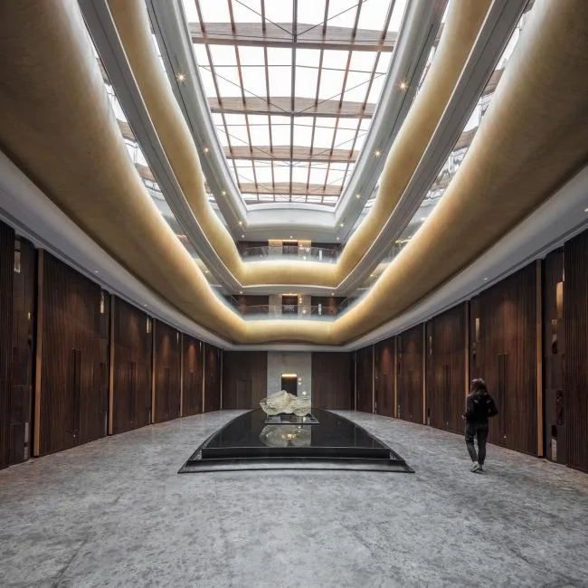 BIM建筑|奔腾而下的山间瀑布：郡安理国际会议中间 / Stylus studio