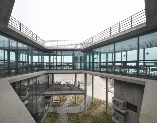 BIM建筑|朝阳东升，揽海天名胜：五角贸易楼 / ON Architecture