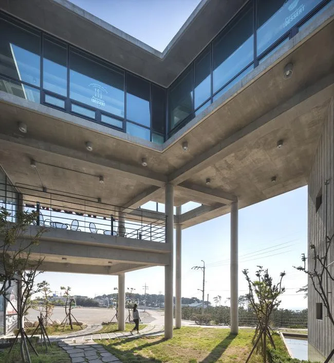 BIM建筑|朝阳东升，揽海天名胜：五角贸易楼 / ON Architecture