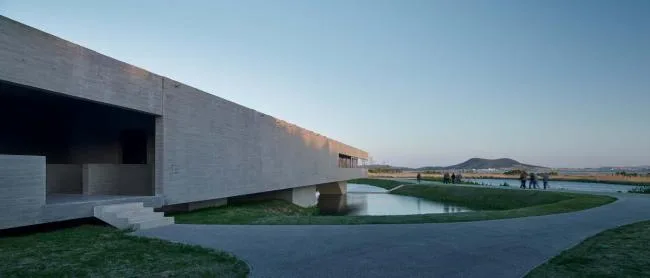 BIM建筑|天鹅湖湿地公园景不雅廊及不雅鸟塔 / 迹·建筑事务所