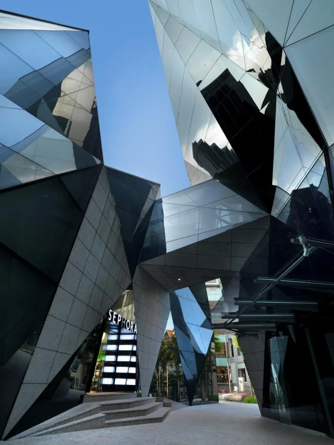 BIM建筑|动感实足，经典时尚的城市雕塑——马来西亚吉隆坡升喜廊改革 / Spark Architects