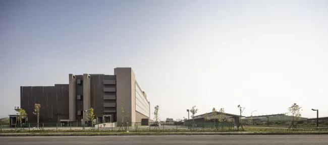BIM建筑|奇特又慎重，如年夜山与泥土：台畜屏东农科厂 / 泽新建筑