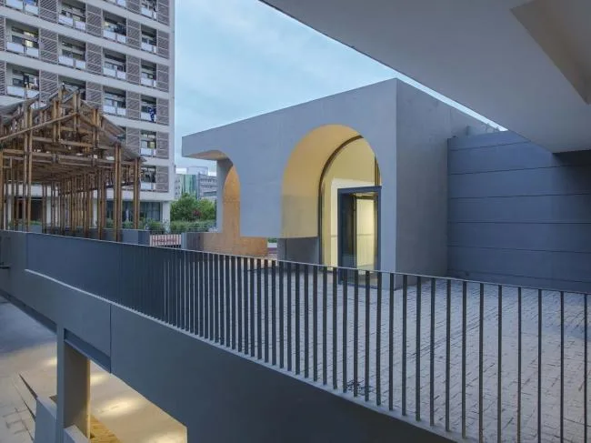 BIM建筑|朴实顽皮，中西合璧：南京艺术学院-砼展厅 / 上海中森建筑与工程设计