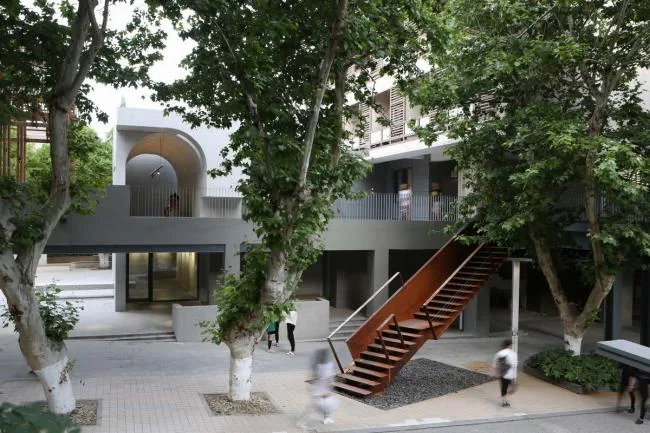 BIM建筑|朴实顽皮，中西合璧：南京艺术学院-砼展厅 / 上海中森建筑与工程设计