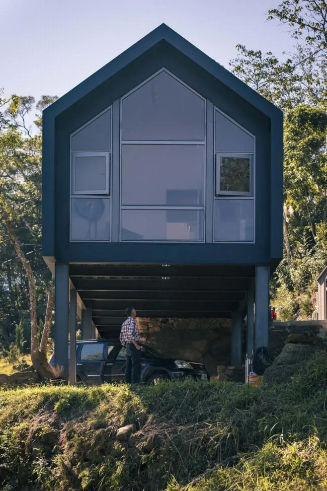 BIM建筑|山静谷幽，清心美景：DH 退休小屋 / UZ architecture