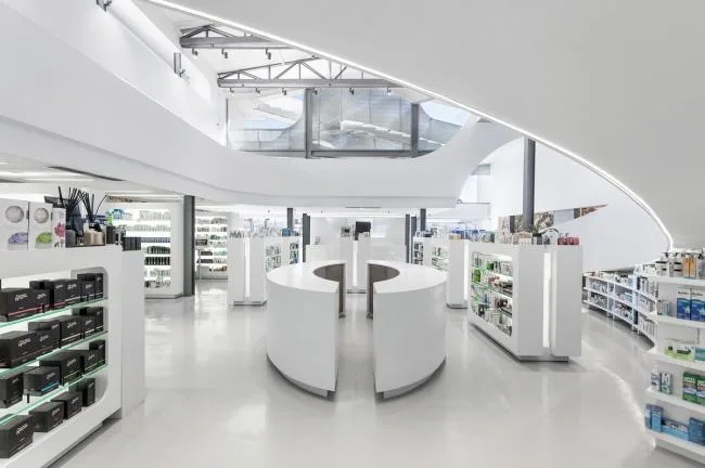 BIM建筑|波浪与白帆的奏歌：Mole药房 / KLab Architecture