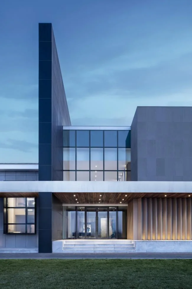 BIM建筑|腾龙公寓，用“光”和“风”俘获空间 / CUN寸DESIGN