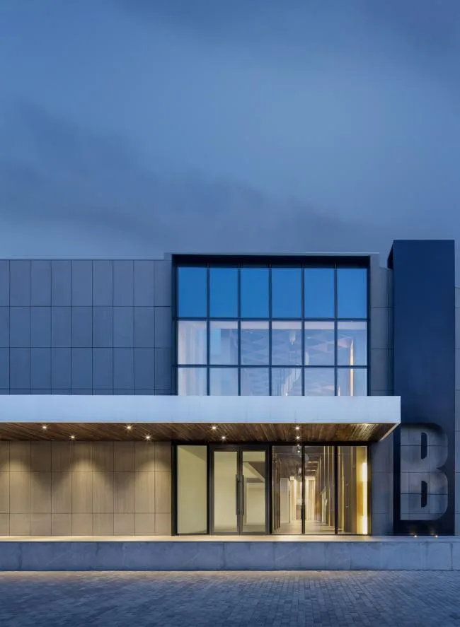 BIM建筑|腾龙公寓，用“光”和“风”俘获空间 / CUN寸DESIGN