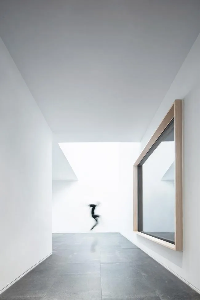 BIM建筑|腾龙公寓，用“光”和“风”俘获空间 / CUN寸DESIGN
