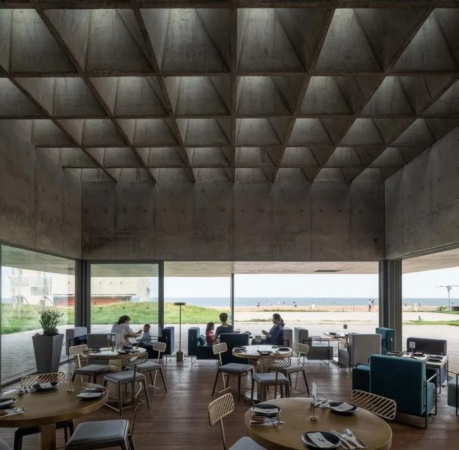 BIM建筑|海边 y 餐厅 / 直向建筑