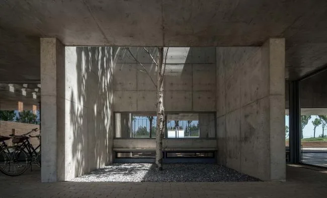 BIM建筑|海边 y 餐厅 / 直向建筑