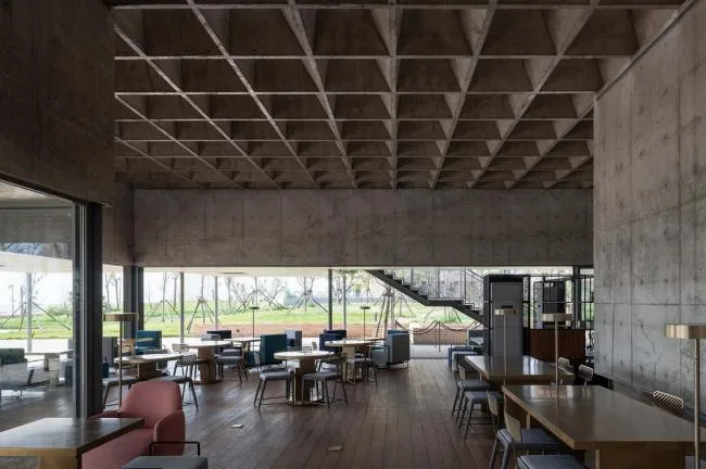 BIM建筑|海边 y 餐厅 / 直向建筑