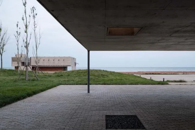 BIM建筑|海边 y 餐厅 / 直向建筑