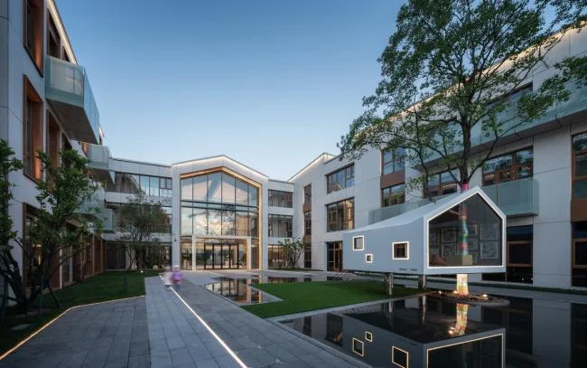 BIM建筑|南京星河WORLD·星河幼儿园 / 上海日清建筑设计