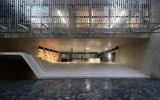 BIM建筑|OpenAsia 团体总部，两个焦点筒吊起的桥梁办公楼 / G8A Architecture & UrbanPlanning