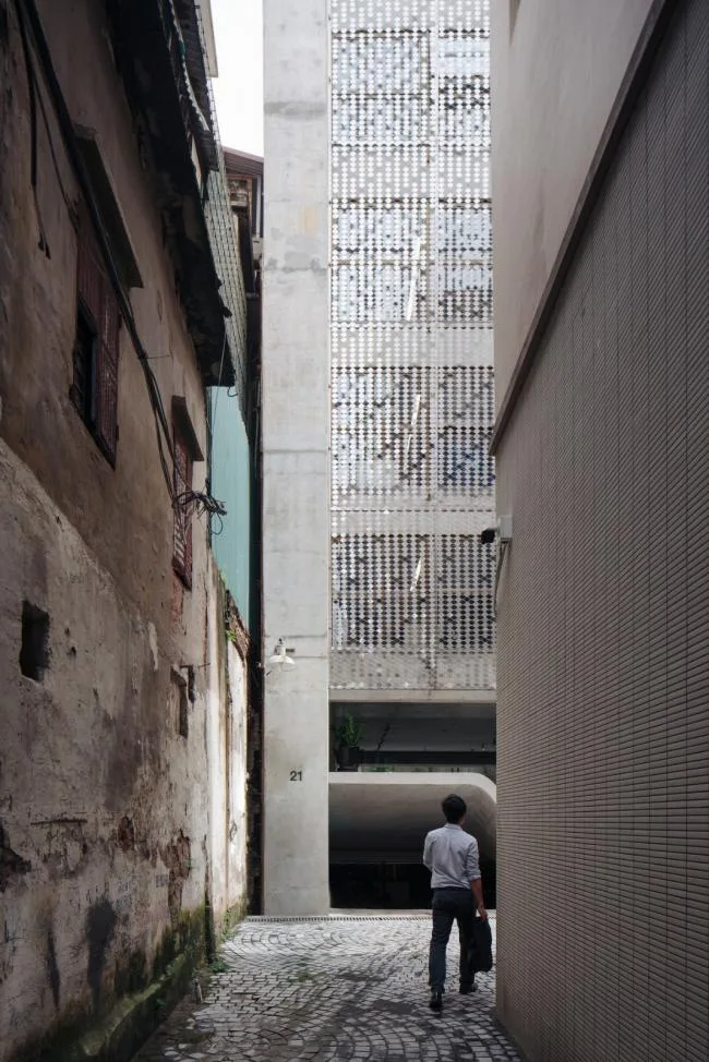 BIM建筑|OpenAsia 团体总部，两个焦点筒吊起的桥梁办公楼 / G8A Architecture & UrbanPlanning