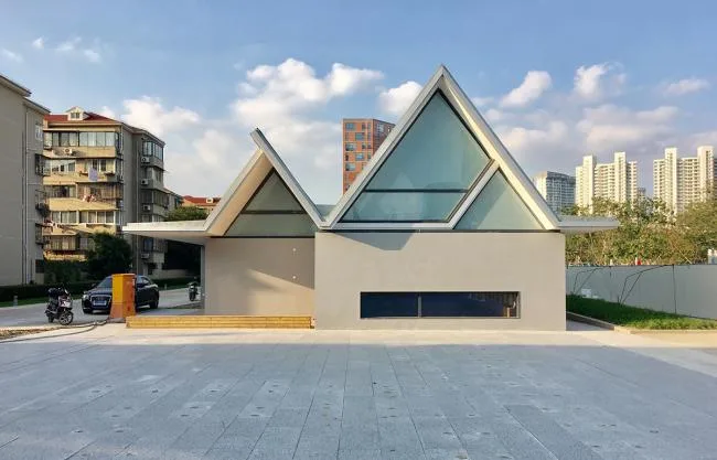 BIM建筑|家的延长：云锦路运动之家 / 山川秀建筑事务所