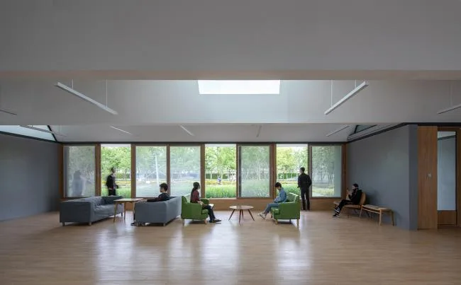 BIM建筑|家的延长：云锦路运动之家 / 山川秀建筑事务所