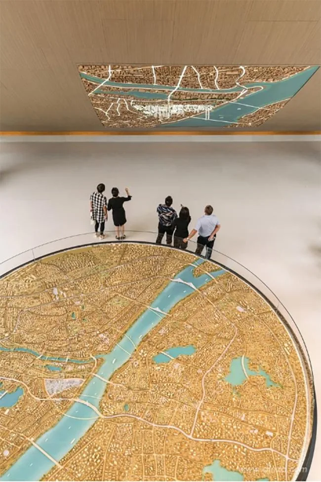 BIM建筑|交错时空 | 可以浏览的城市展厅 / 天华建筑设计