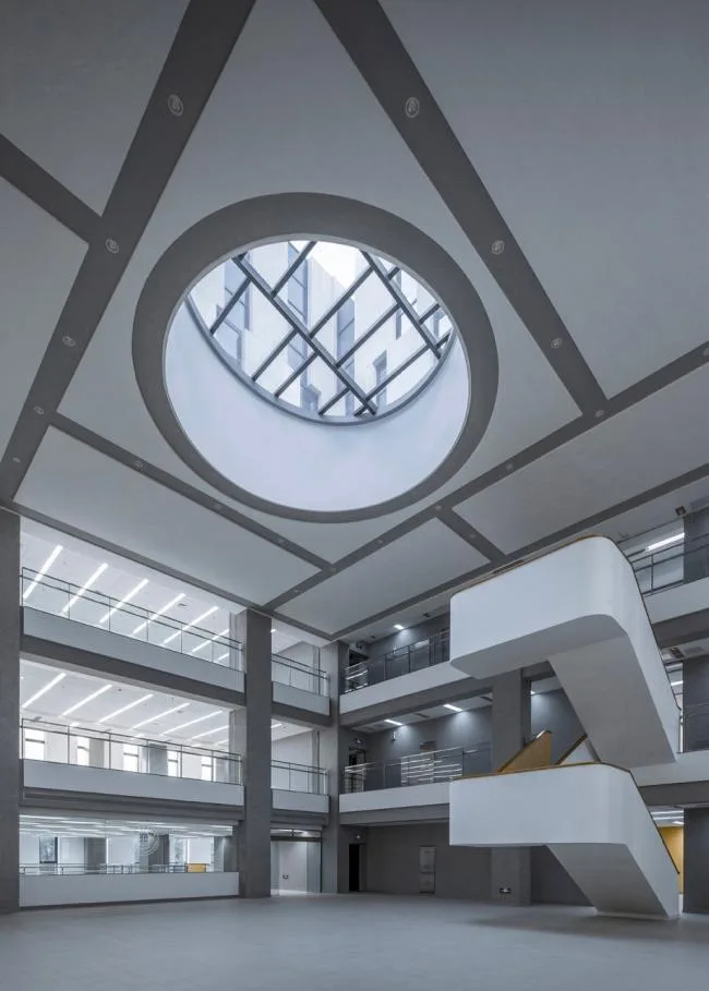 BIM建筑|清华年夜学法学院藏书楼 / KOKAISTUDIOS