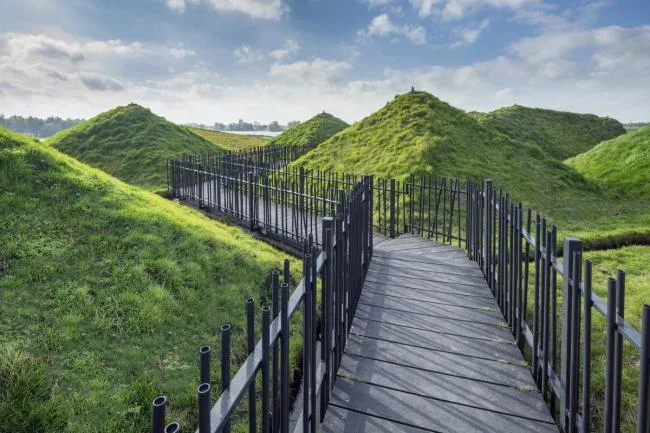 BIM建筑|湿地景不雅里的年夜地艺术雕塑：荷兰 Biesbosch 博物馆岛 / Studio Marco Vermeulen